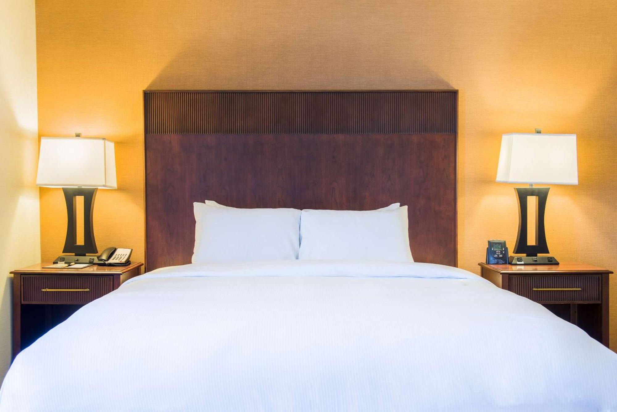 Doubletree By Hilton Philadelphia Airport Ξενοδοχείο Εξωτερικό φωτογραφία