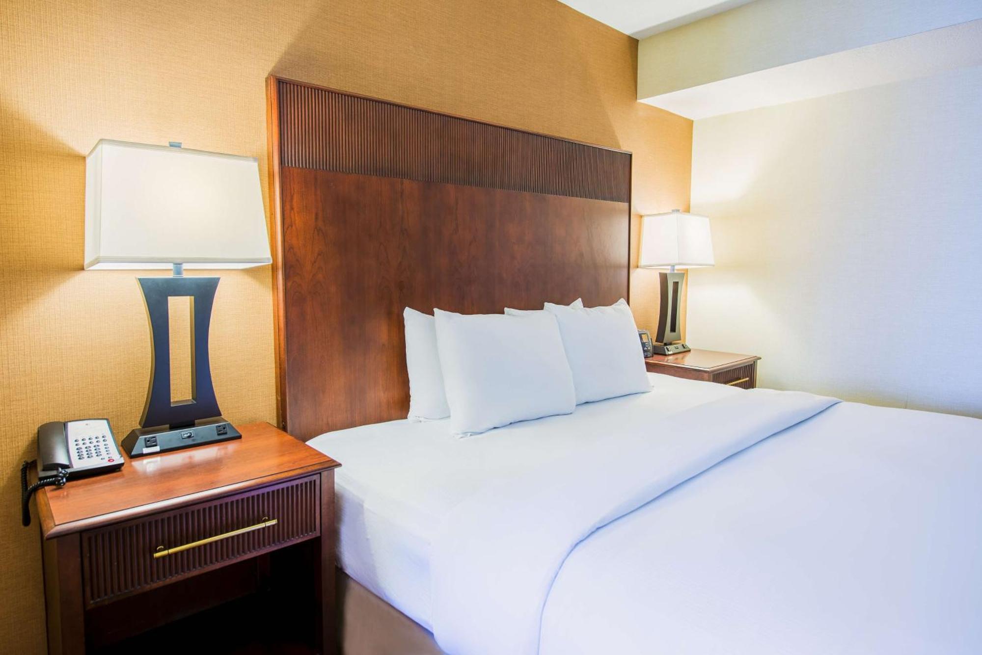 Doubletree By Hilton Philadelphia Airport Ξενοδοχείο Εξωτερικό φωτογραφία